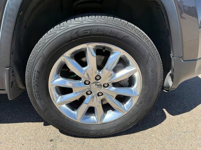 Used 2014 Jeep Cherokee Limited w/ Luxury Group AWD/4WD image 41