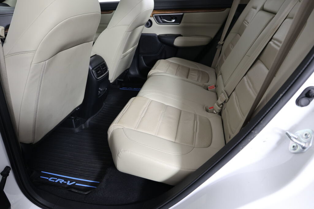 Used 2022 Honda CR-V Touring image 17