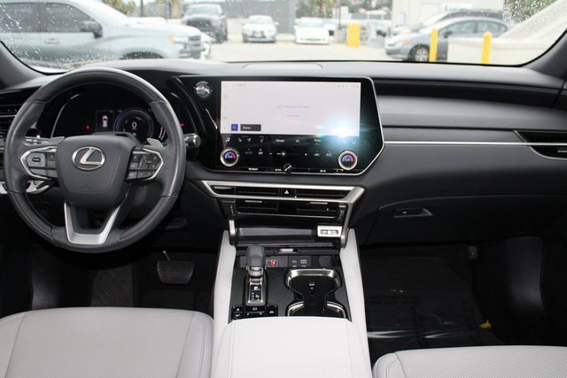 Certified 2023 Lexus RX 350h image 10