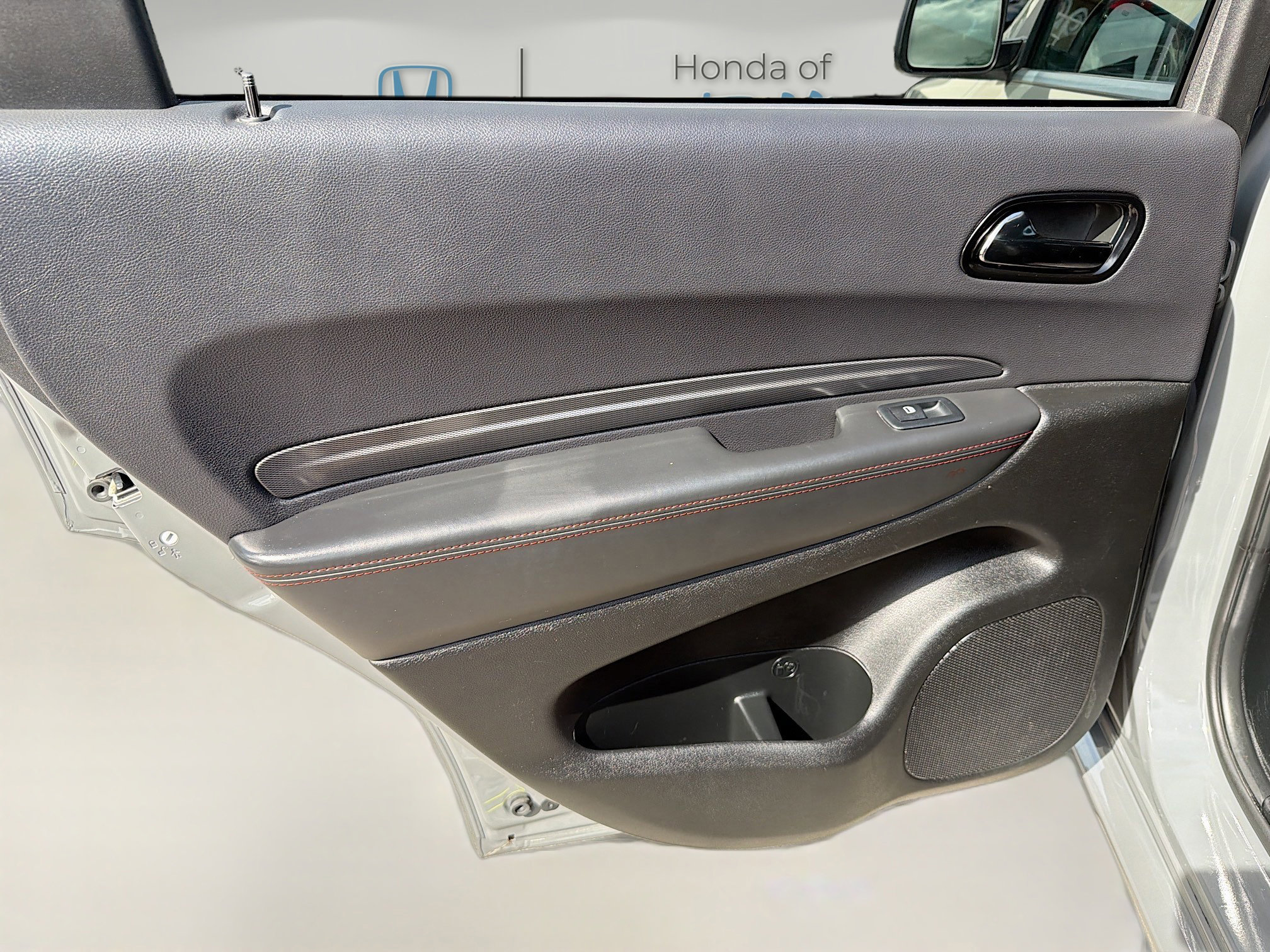 Used 2023 Dodge Durango R/T RWD image 23