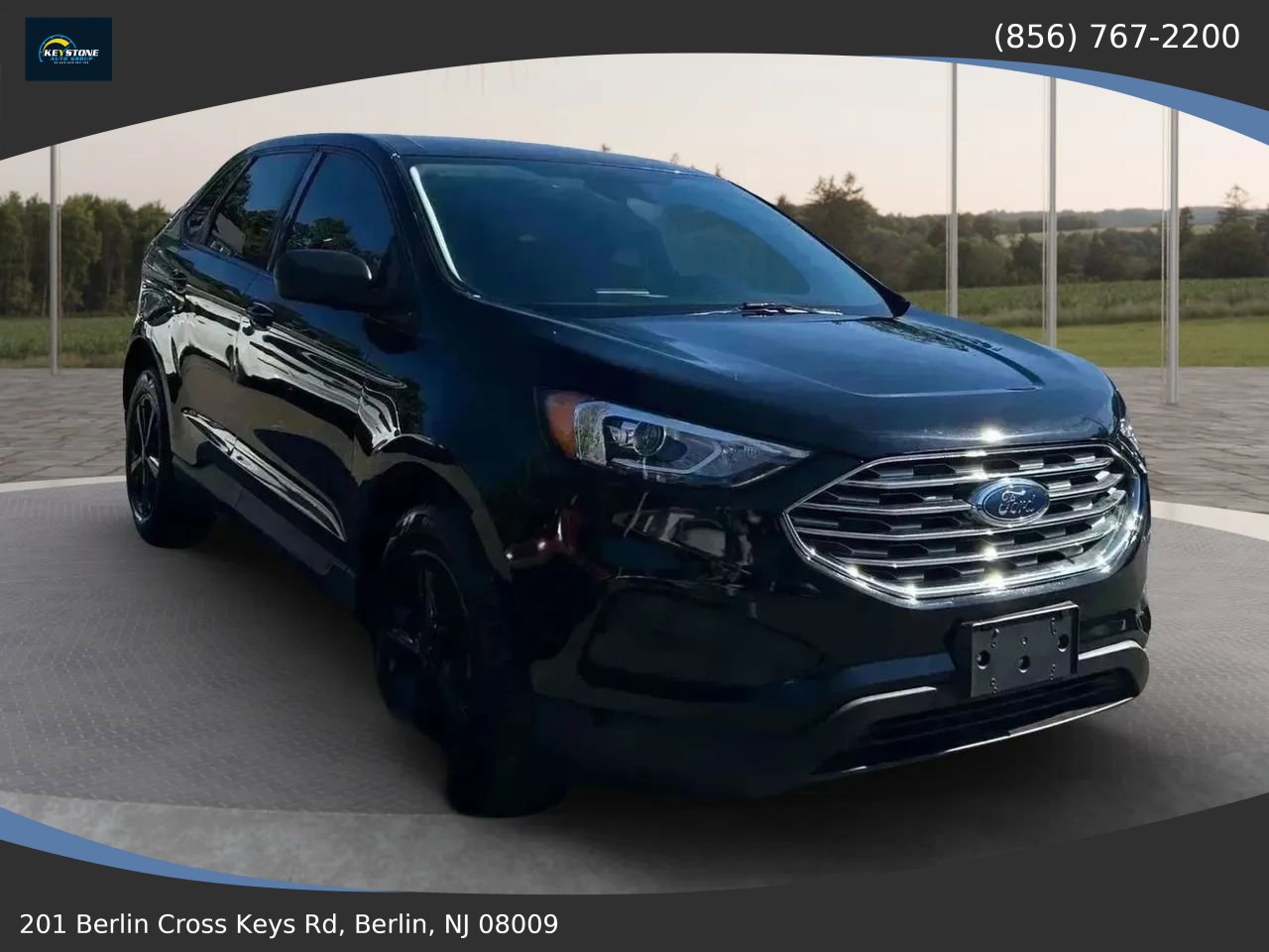 Used 2021 Ford Edge SE FWD image 1