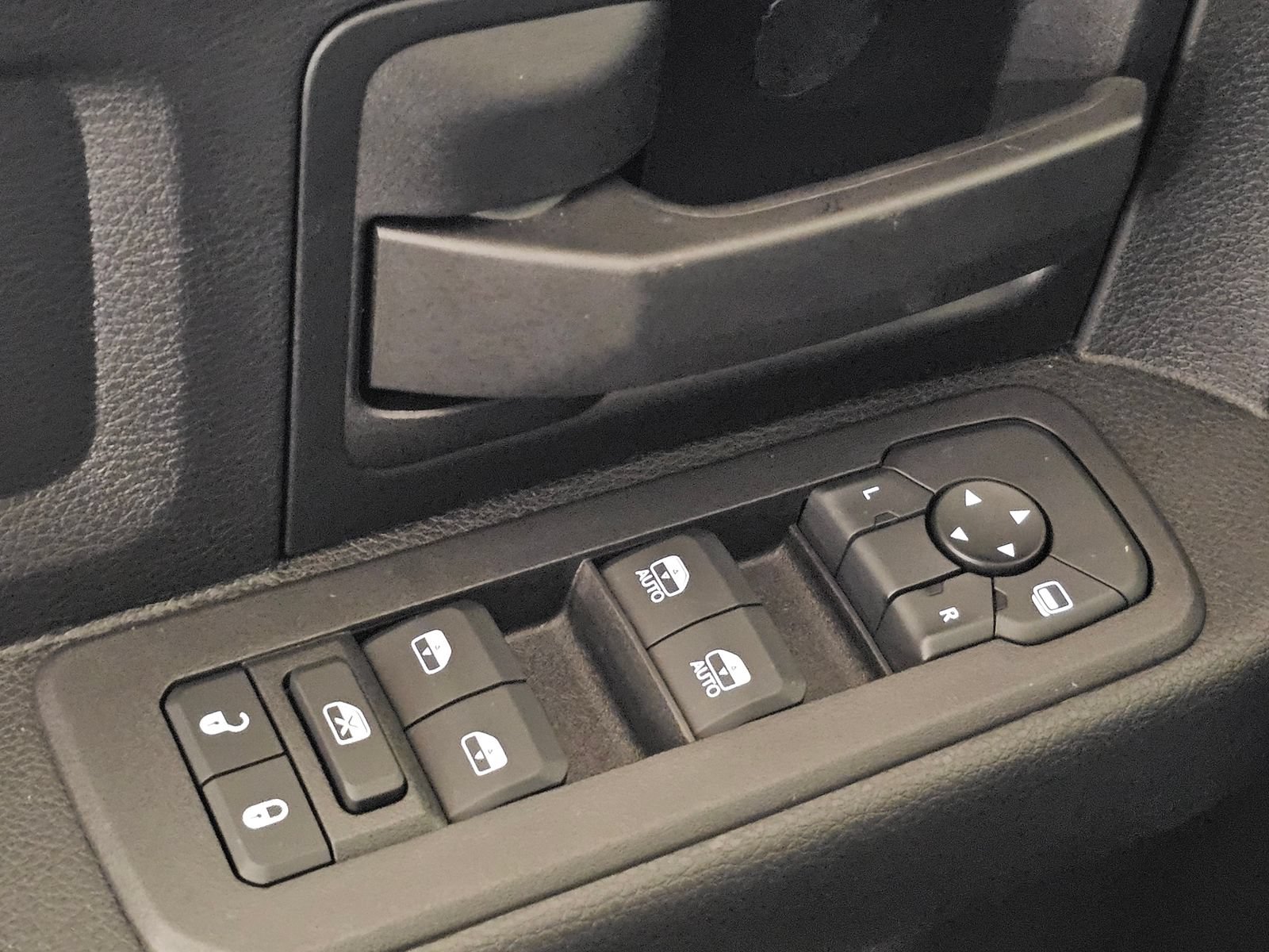 New 2026 RAM 3500 Tradesman AWD/4WD image 29