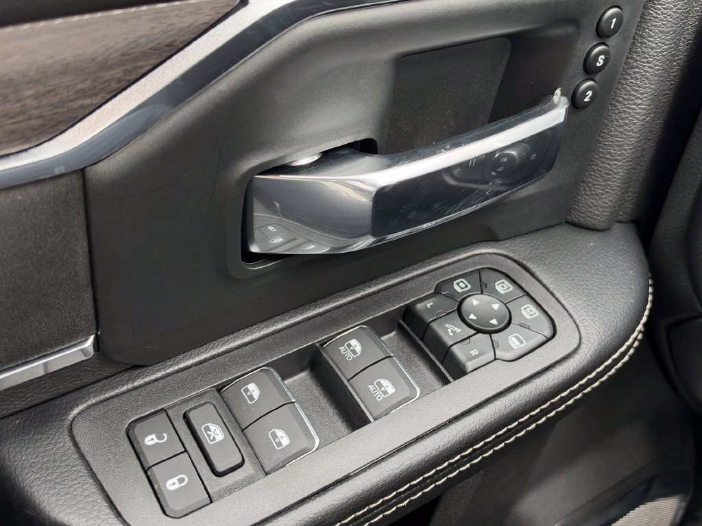 New 2027 RAM 2500 Laramie AWD/4WD image 27