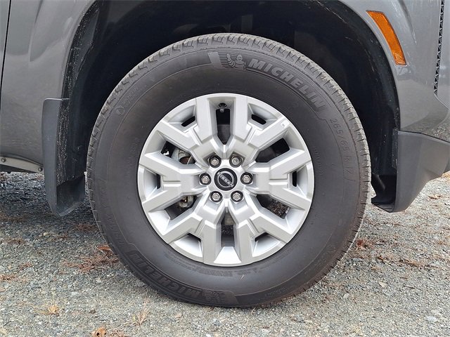 Used 2023 Nissan Frontier SV w/ SV Convenience Package image 19