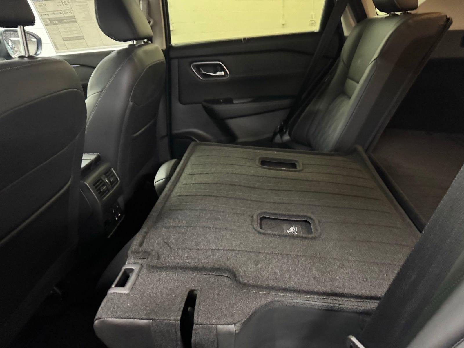 New 2025 Nissan Rogue Platinum w/ Tech Package image 31