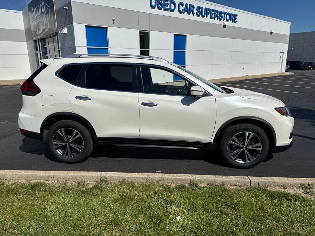 Used 2019 Nissan Rogue SV w/ Premium Package AWD/4WD image 5