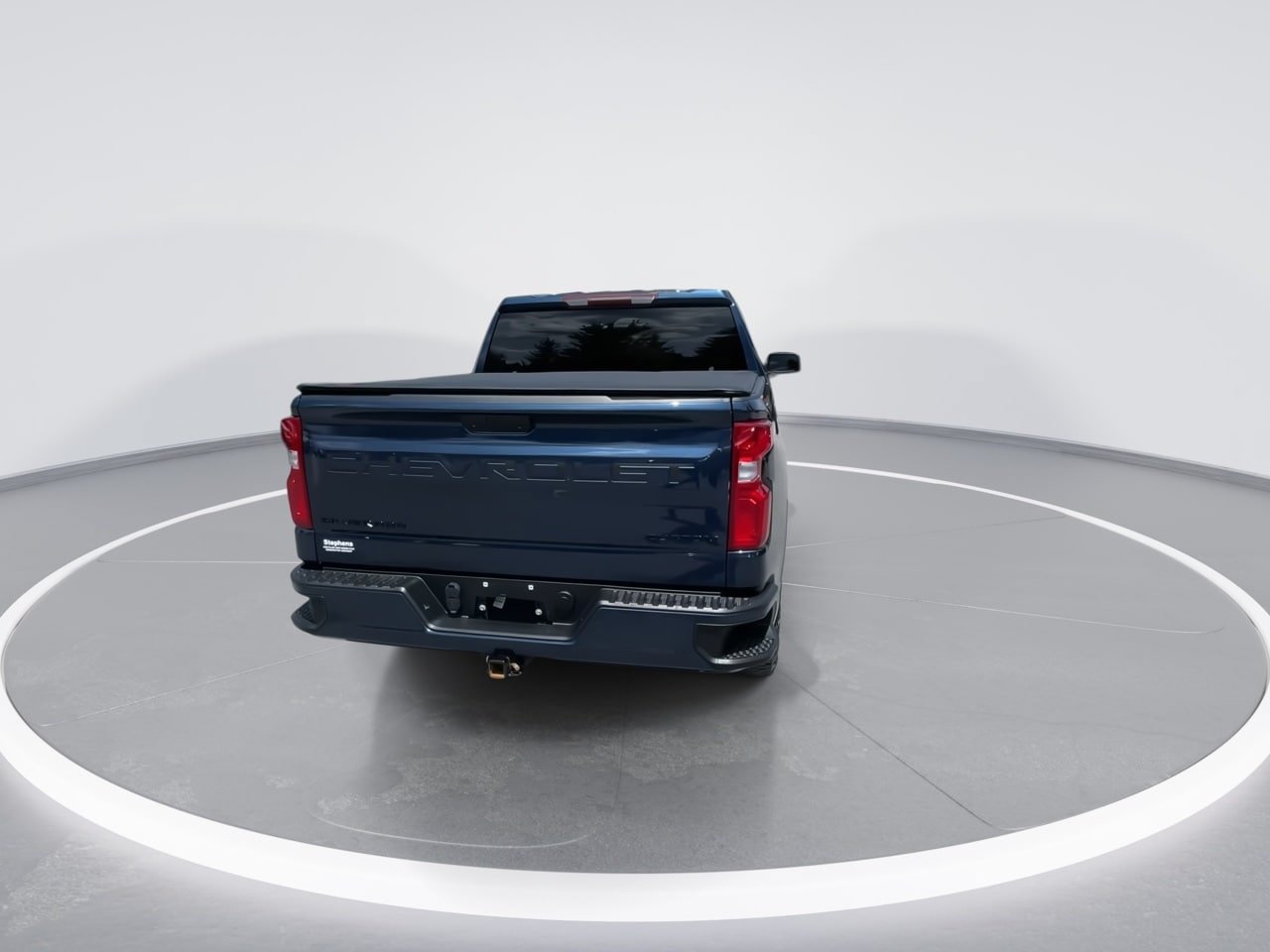 Used 2022 Chevrolet Silverado 1500 Custom w/ LPO, Blackout Package AWD/4WD image 17