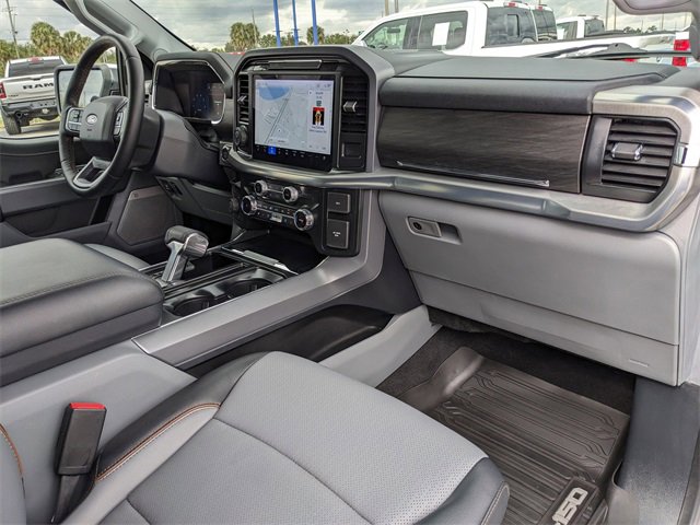 Used 2025 Ford F150 Lariat w/ Equipment Group 501A Mid image 14