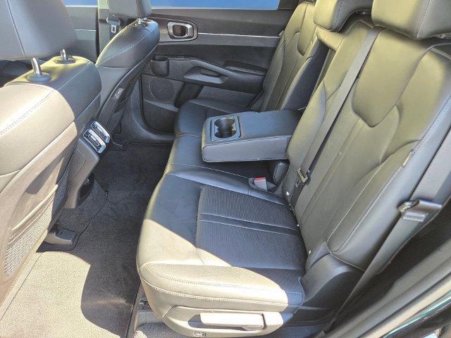 Used 2026 Kia Sorento S AWD/4WD image 17