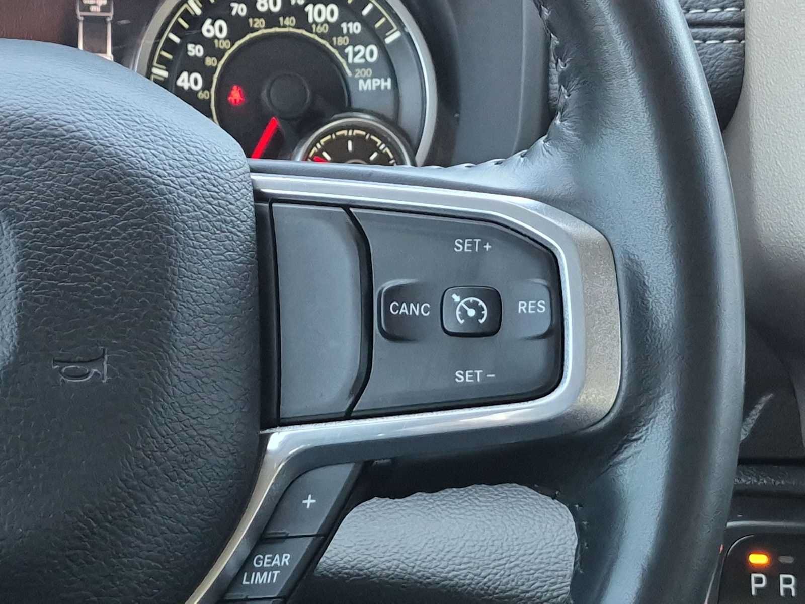Used 2022 RAM 1500 Laramie AWD/4WD image 27