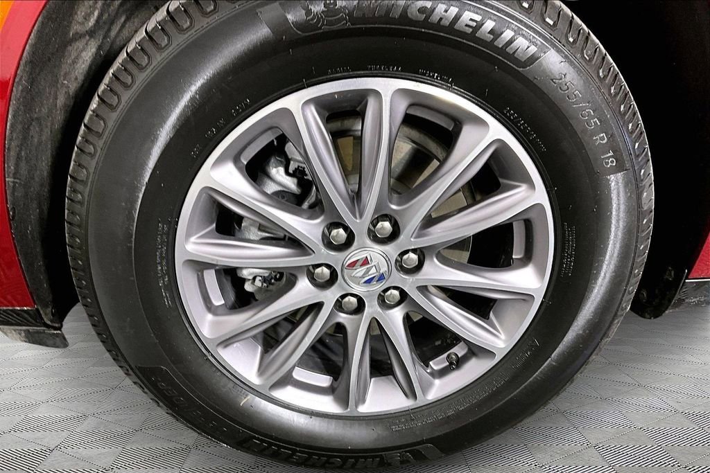 Used 2023 Buick Enclave Premium AWD/4WD image 33