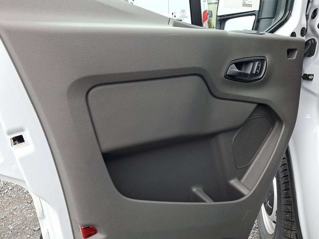 New 2026 Ford Transit 150 Low Roof RWD image 8