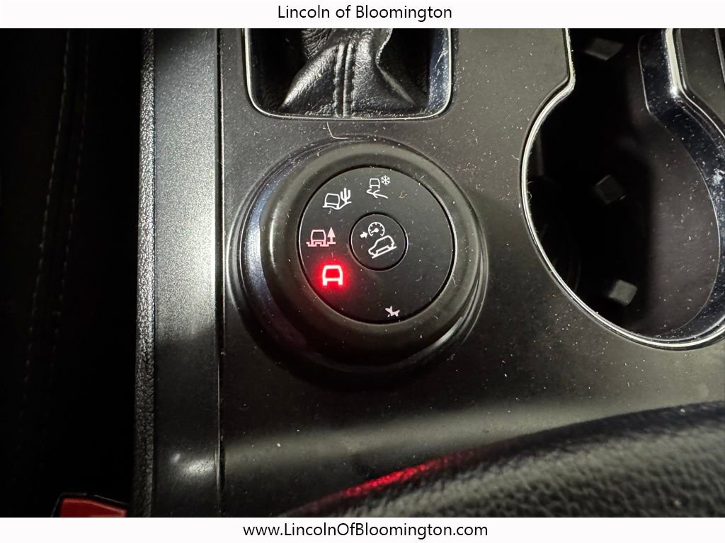 Used 2019 Ford Explorer XLT w/ Equipment Group 201A AWD/4WD image 59