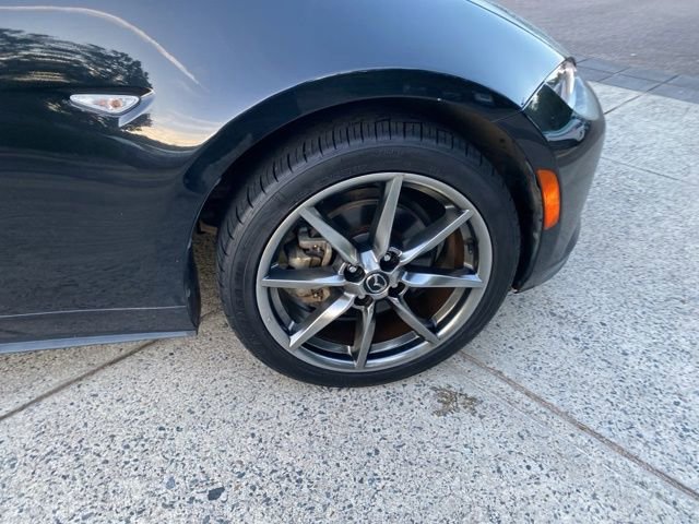 Used 2021 MAZDA MX-5 Miata RF Grand Touring image 13