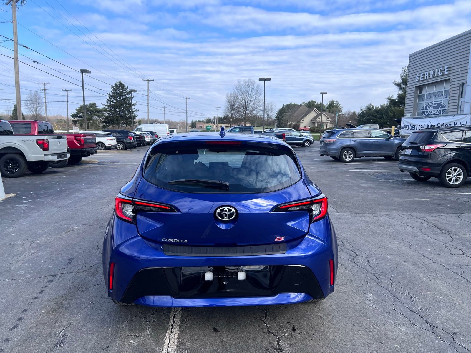 Used 2023 Toyota Corolla SE w/ SE Premium Package image 6