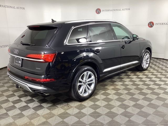 Certified 2025 Audi Q7 3.0T Premium w/ Convenience Package image 4