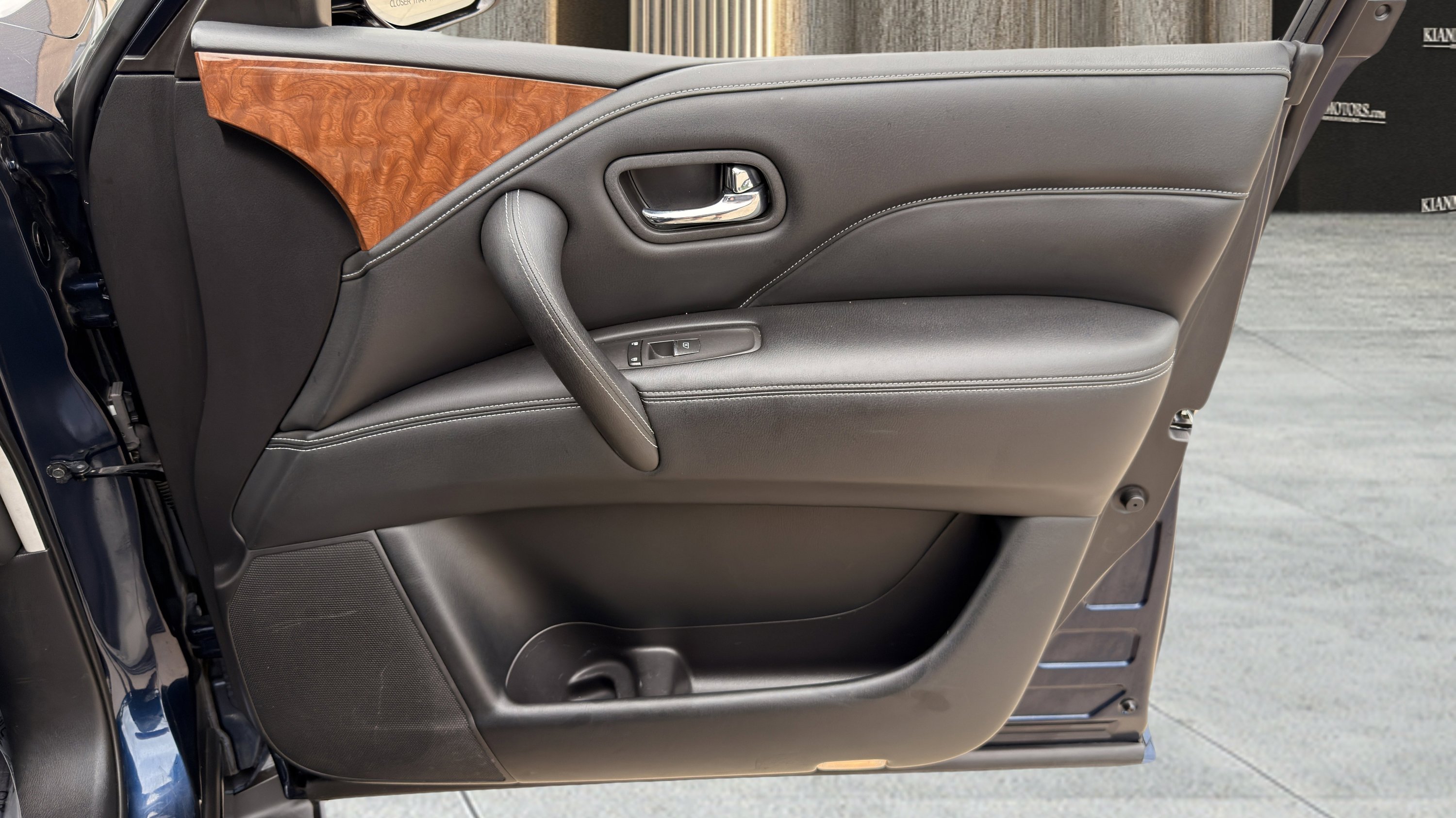 Used 2019 INFINITI QX80 Luxe RWD image 49