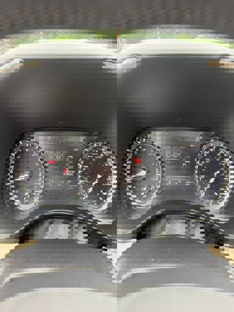 Used 2021 Toyota Highlander Limited image 14