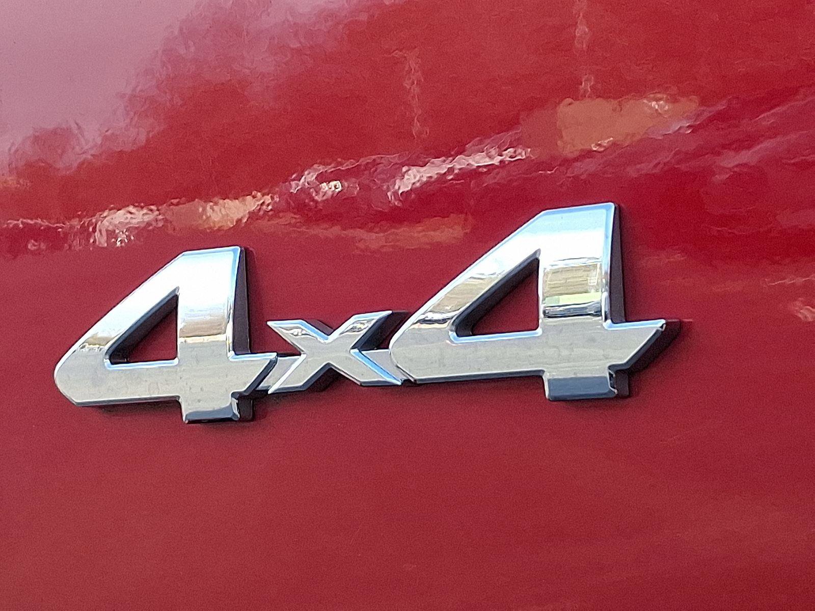 Used 2018 Toyota Tacoma Limited image 32