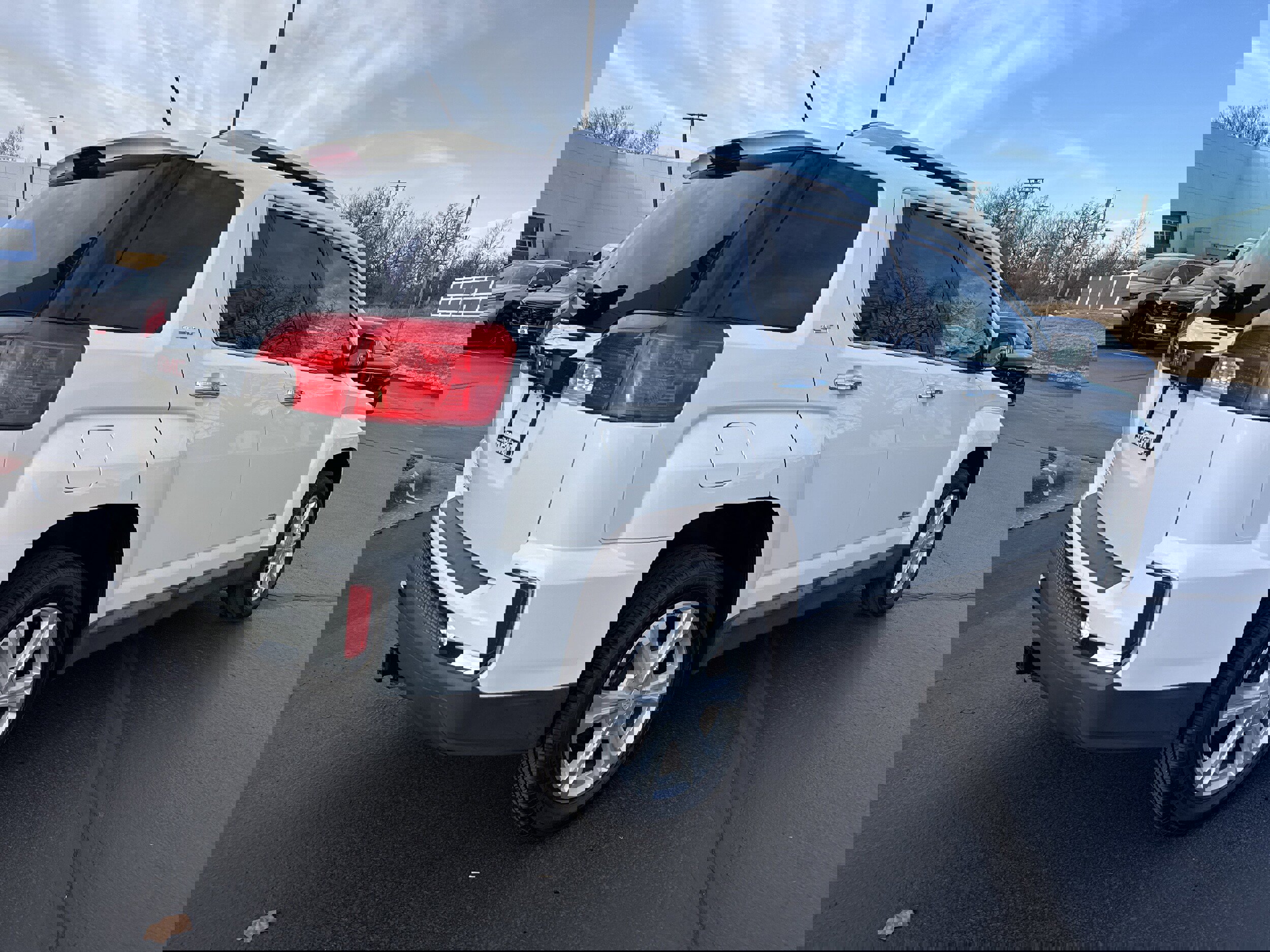 Used 2017 GMC Terrain SLT image 4