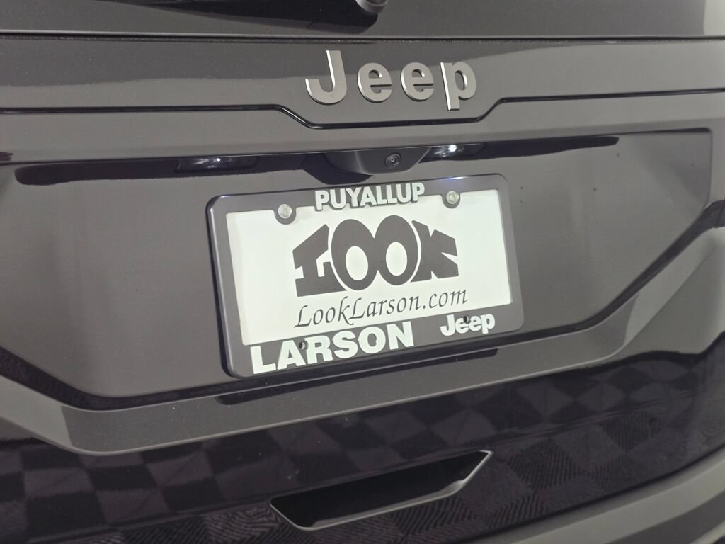 New 2026 Jeep Cherokee Limited AWD/4WD image 13