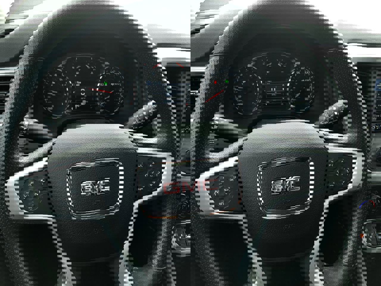 Used 2023 GMC Acadia SLE w/ Driver Convenience Package image 17