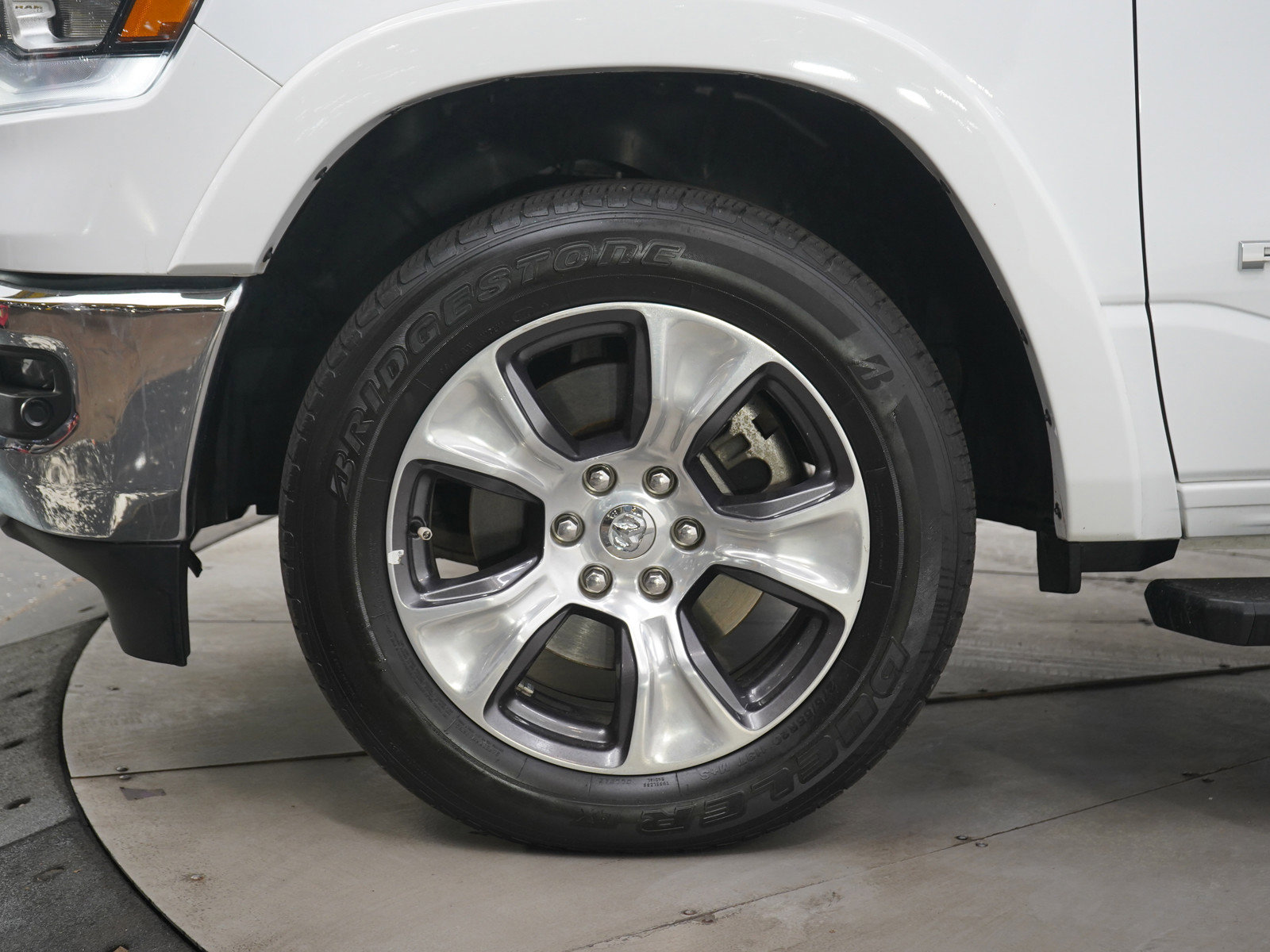 Used 2021 RAM 1500 Laramie AWD/4WD image 29