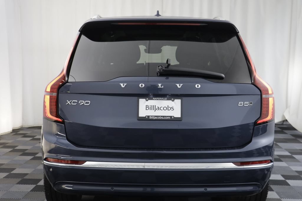 Used 2025 Volvo XC90 B5 Plus AWD/4WD image 16