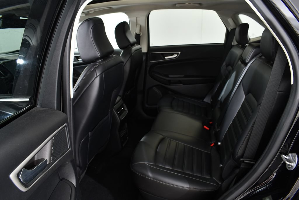 Used 2023 Ford Edge SEL w/ Convenience Package AWD/4WD image 16