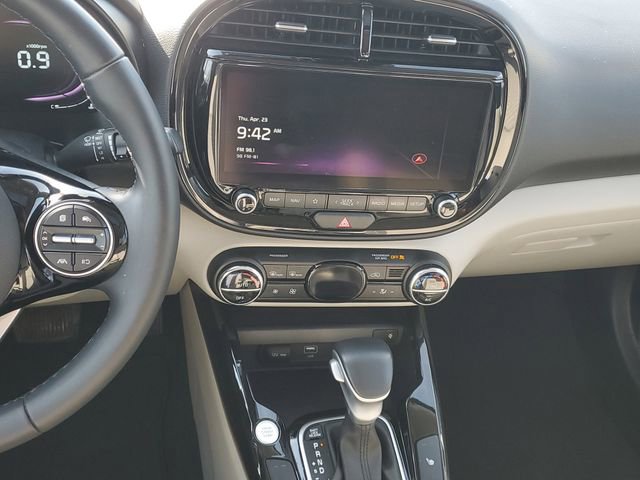 Certified 2023 Kia Soul EX FWD image 13