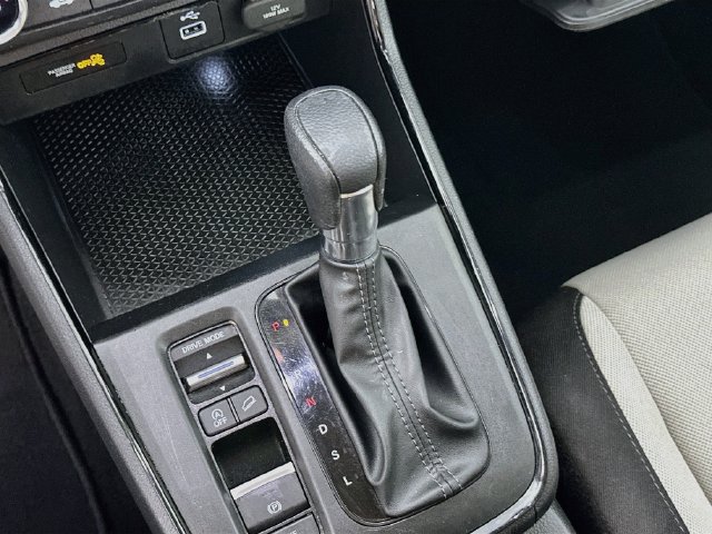 Used 2024 Honda CR-V LX image 12