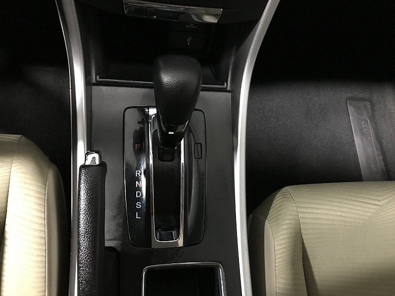 Used 2015 Honda Accord LX image 29