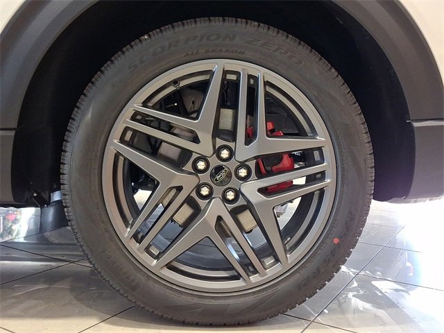 New 2026 Ford Explorer ST w/ Sun And Sound Package image 5