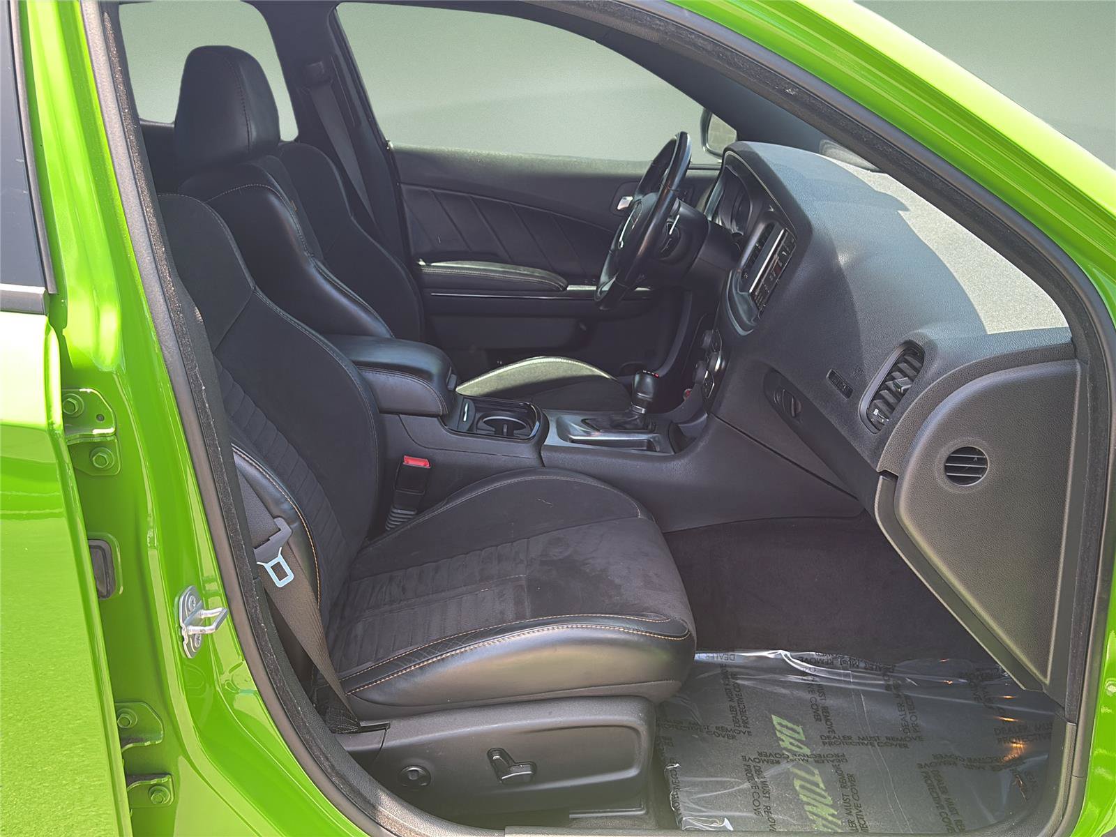 Used 2017 Dodge Charger R/T RWD image 13