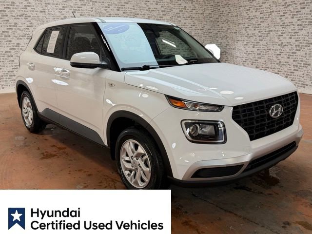 Certified 2025 Hyundai Venue SE image 8