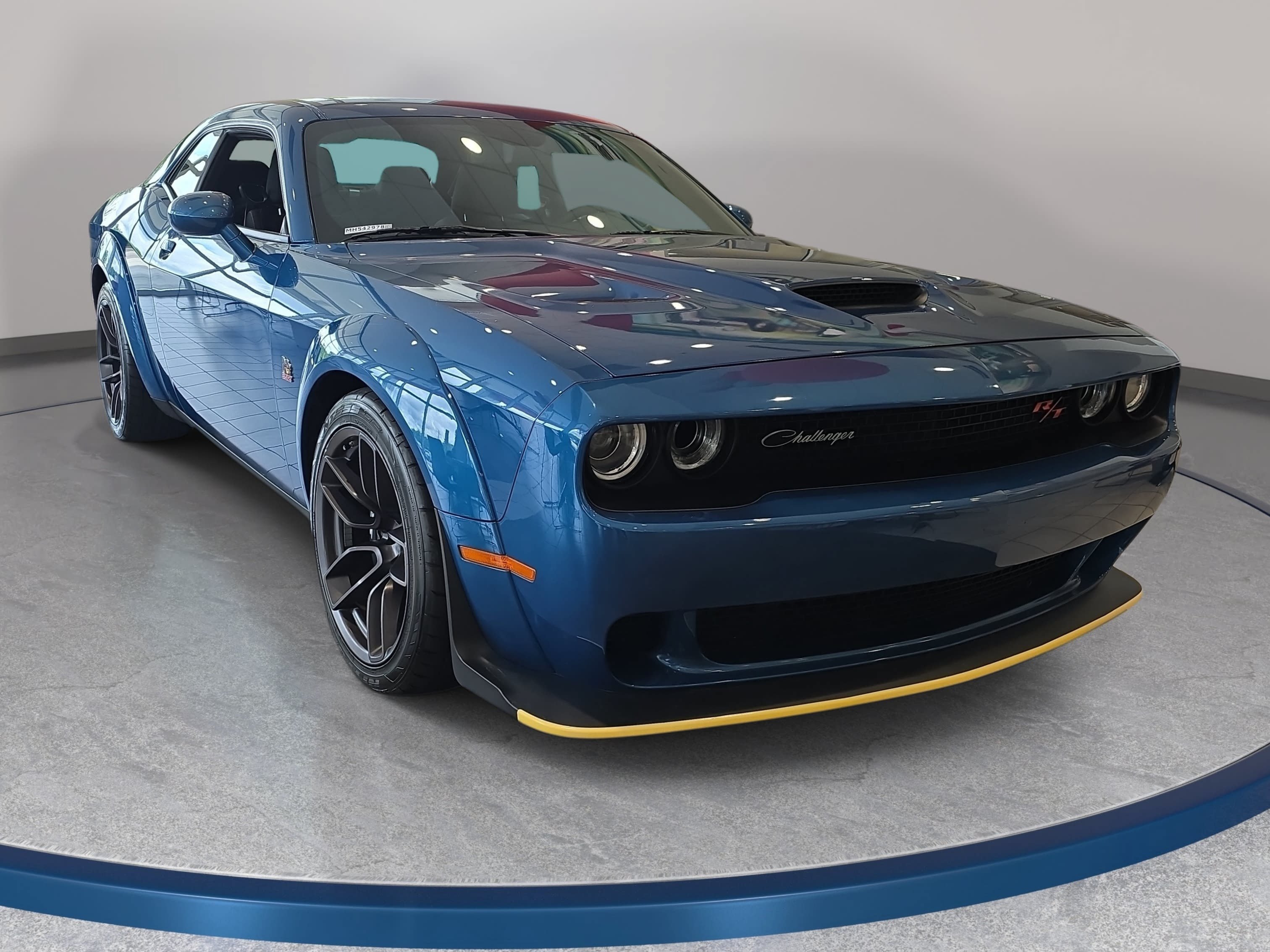 Used 2021 Dodge Challenger R/T Scat Pack RWD image 3