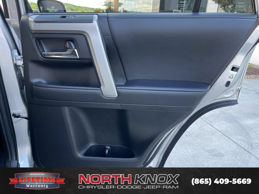Used 2022 Toyota 4Runner SR5 Premium RWD image 23