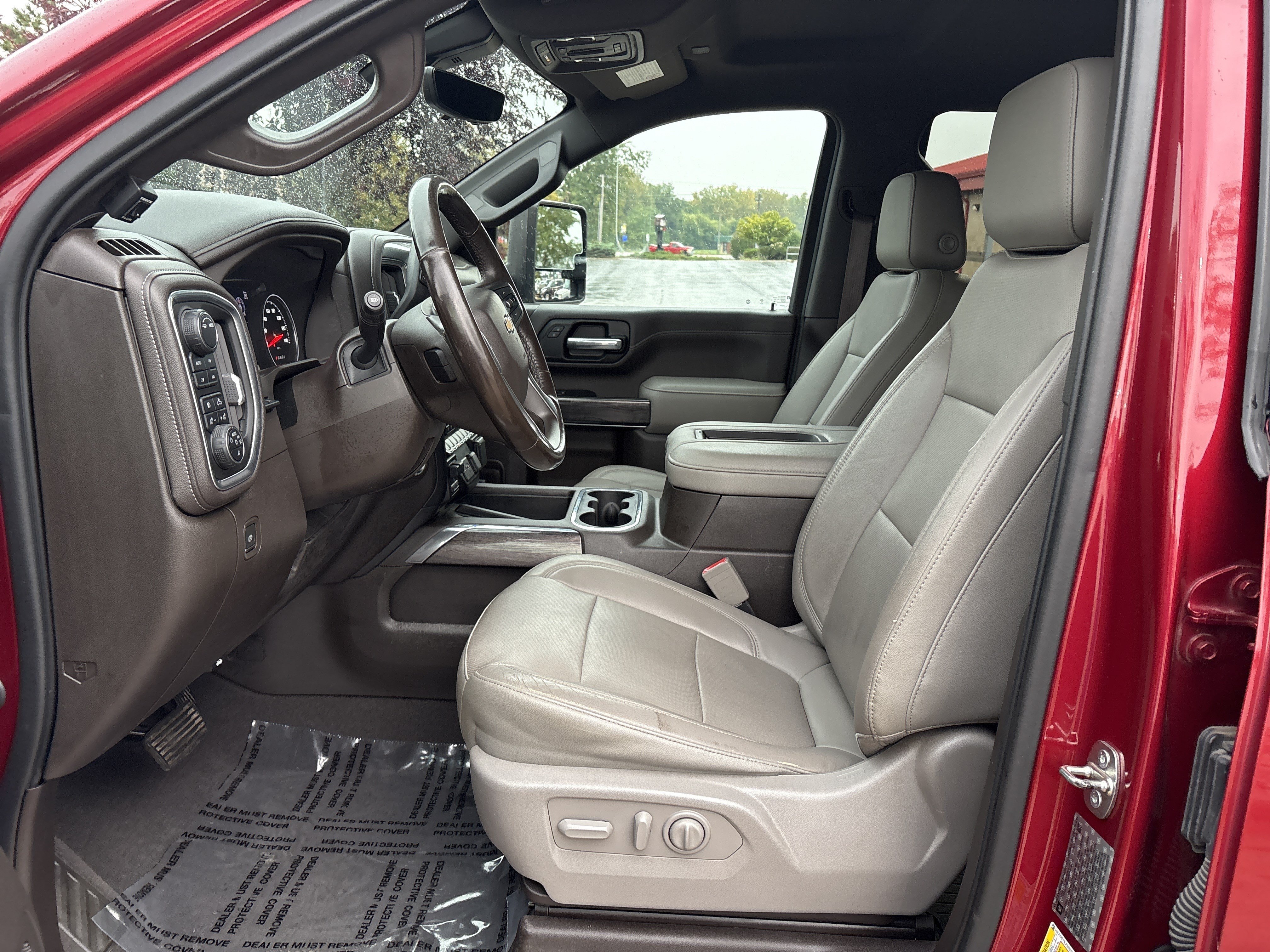 Used 2020 Chevrolet Silverado 2500 LTZ w/ LTZ Premium Package AWD/4WD image 11