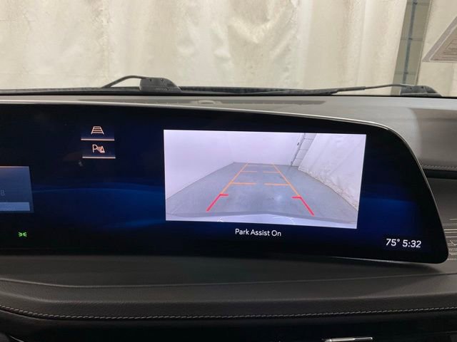 Used 2024 Cadillac XT4 Premium Luxury AWD/4WD image 19