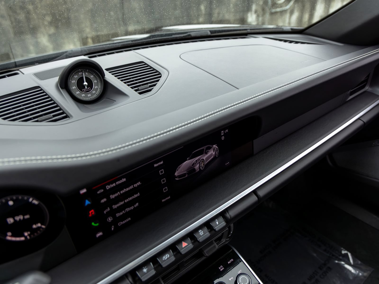 Certified 2023 Porsche 911 Turbo AWD/4WD image 41