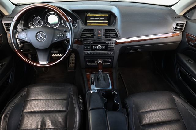 Used 2011 Mercedes-Benz E 550 Cabriolet w/ Premium 2 Pkg image 2
