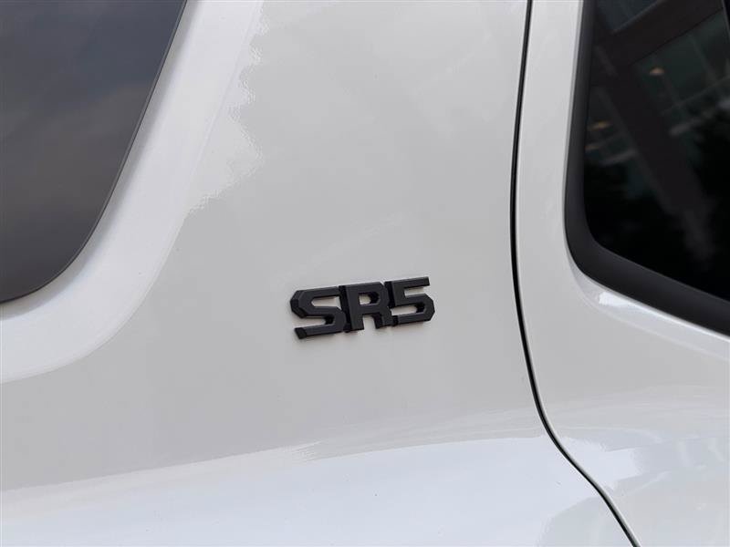 Used 2025 Toyota 4Runner SR5 AWD/4WD image 18