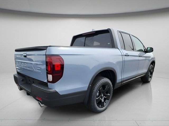 New 2026 Honda Ridgeline Black Edition image 8