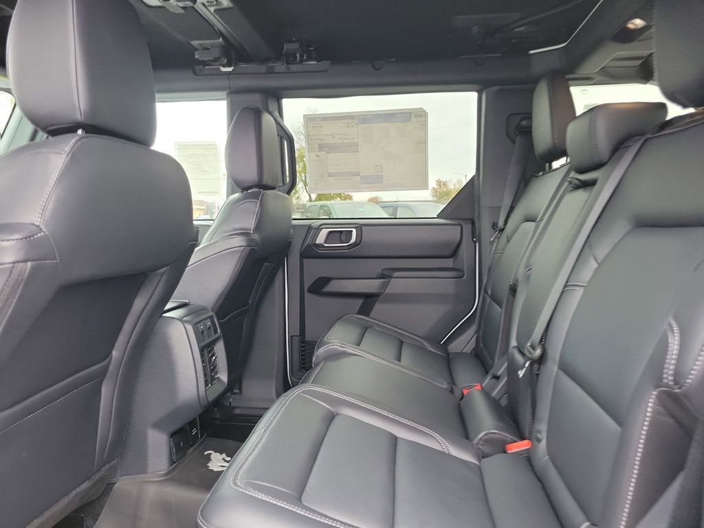 New 2025 Ford Bronco Outer Banks image 13