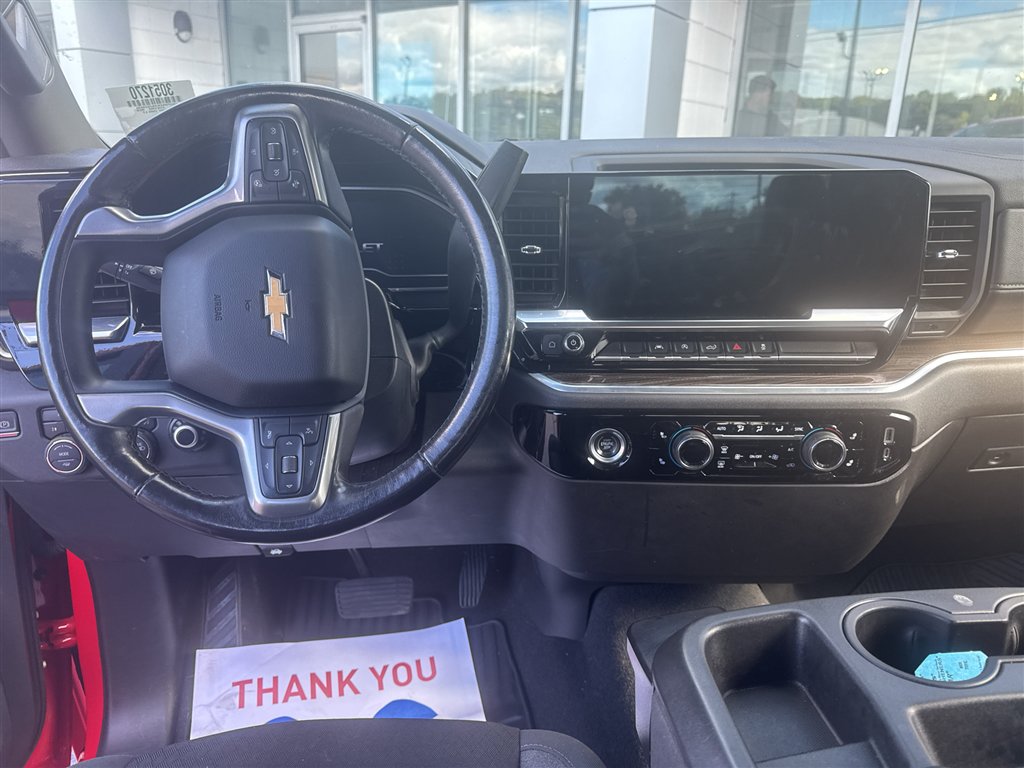 Used 2022 Chevrolet Silverado 1500 LT AWD/4WD image 8
