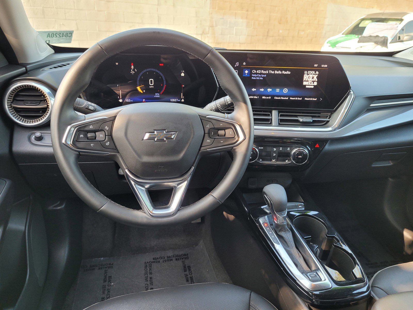 Used 2025 Chevrolet Trax ACTIV w/ Driver Confidence Package image 18