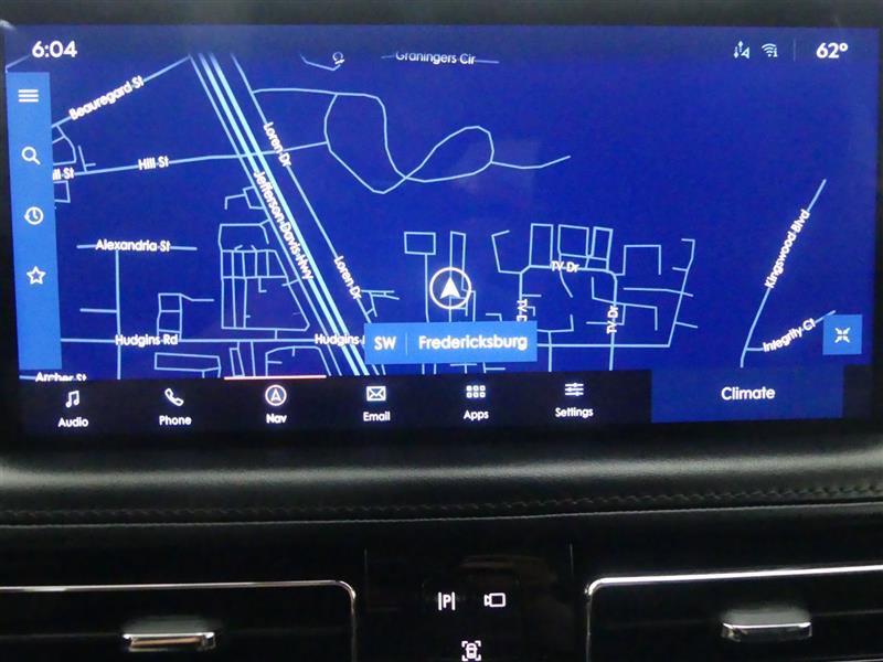 Used 2022 Lincoln Nautilus Reserve w/ Luxury Package image 9