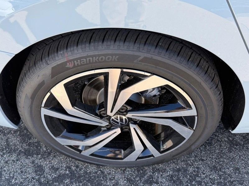 New 2026 Volkswagen Jetta SEL FWD image 4