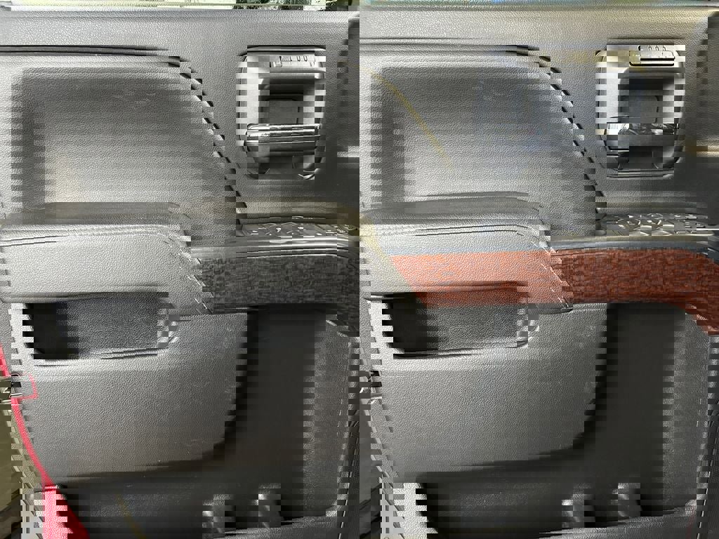 Used 2015 GMC Sierra 2500 SLT w/ Duramax Plus Package image 22