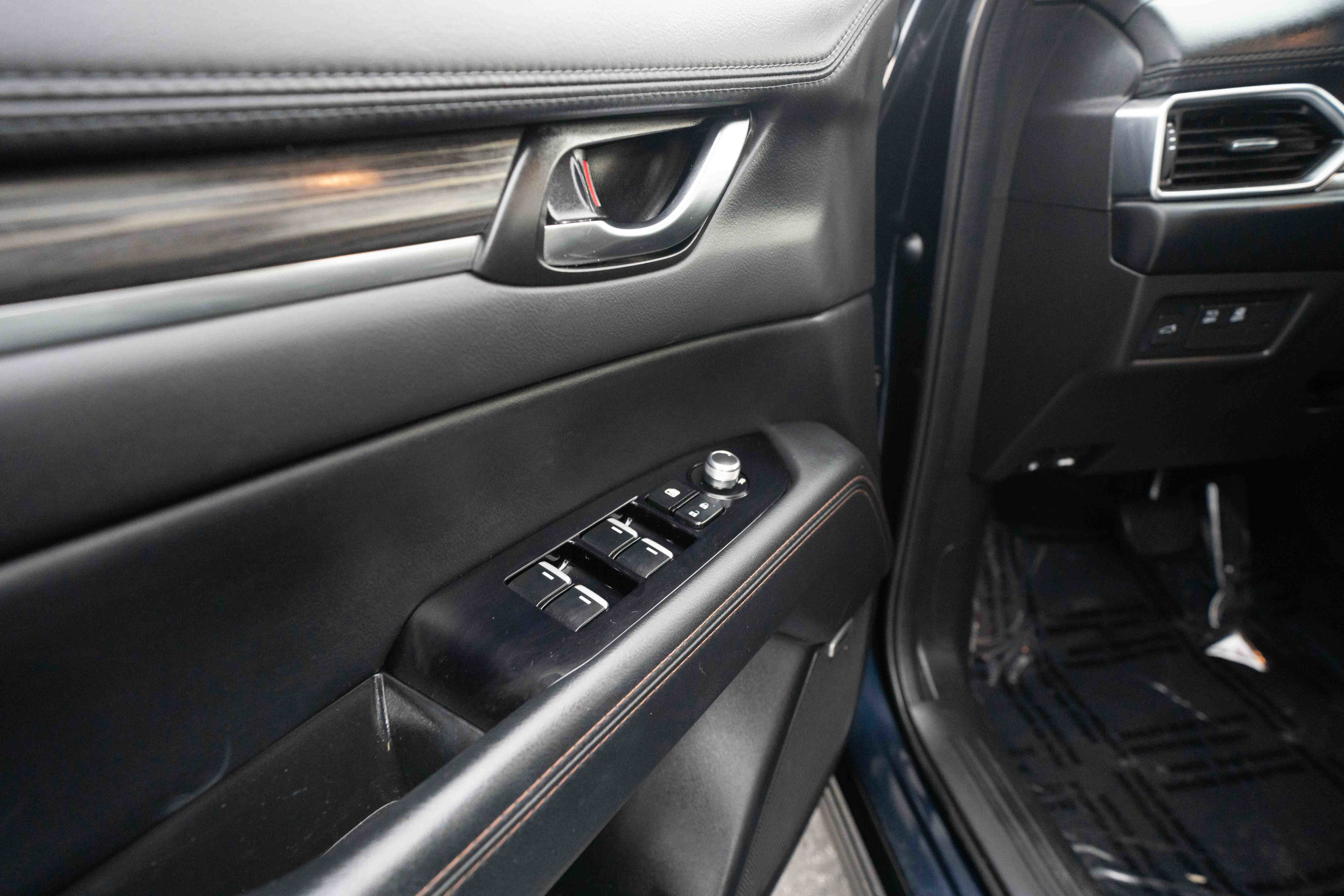 Used 2019 MAZDA CX-5 Grand Touring image 7